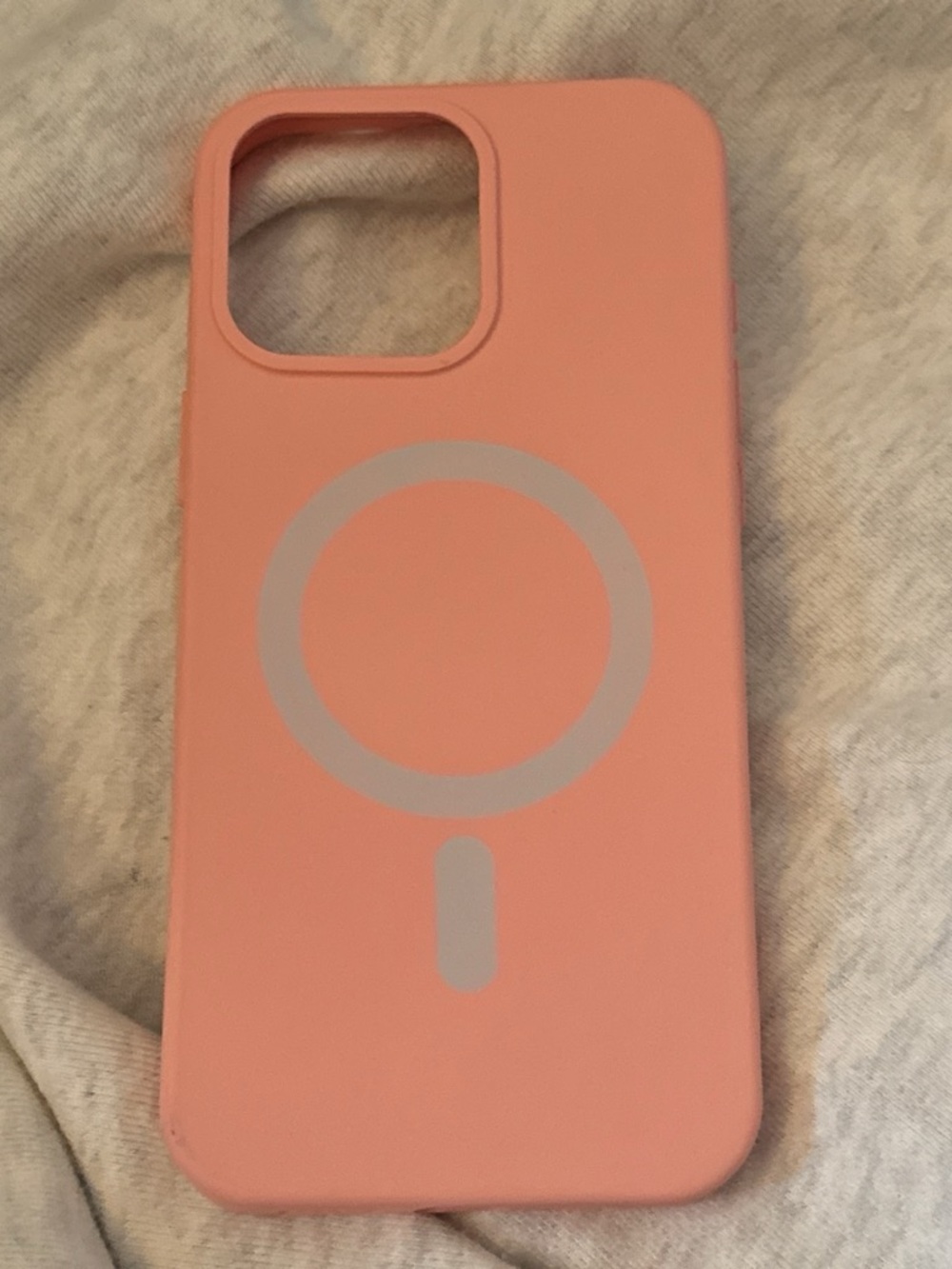IPHONE 16 PRO MAX Pink Silicone MagSafe-Compatible Phone Case